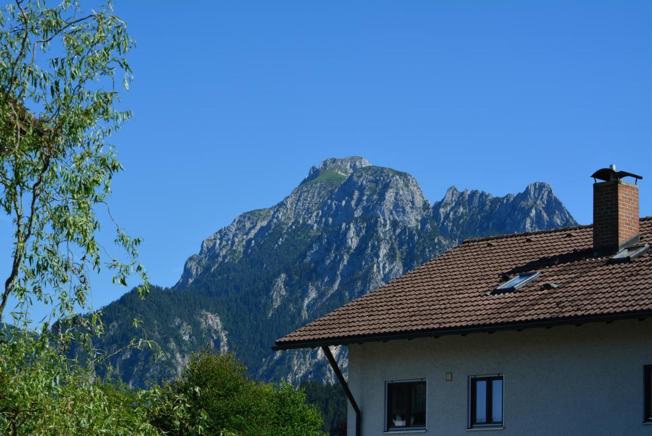 Sarah'S Ferienwohnung Füssen Esterno foto